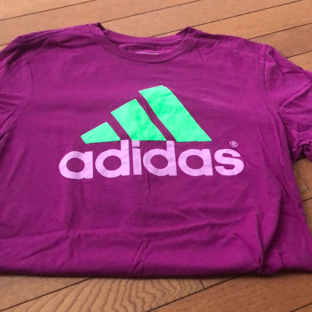 Adidas T-shirt sizeM